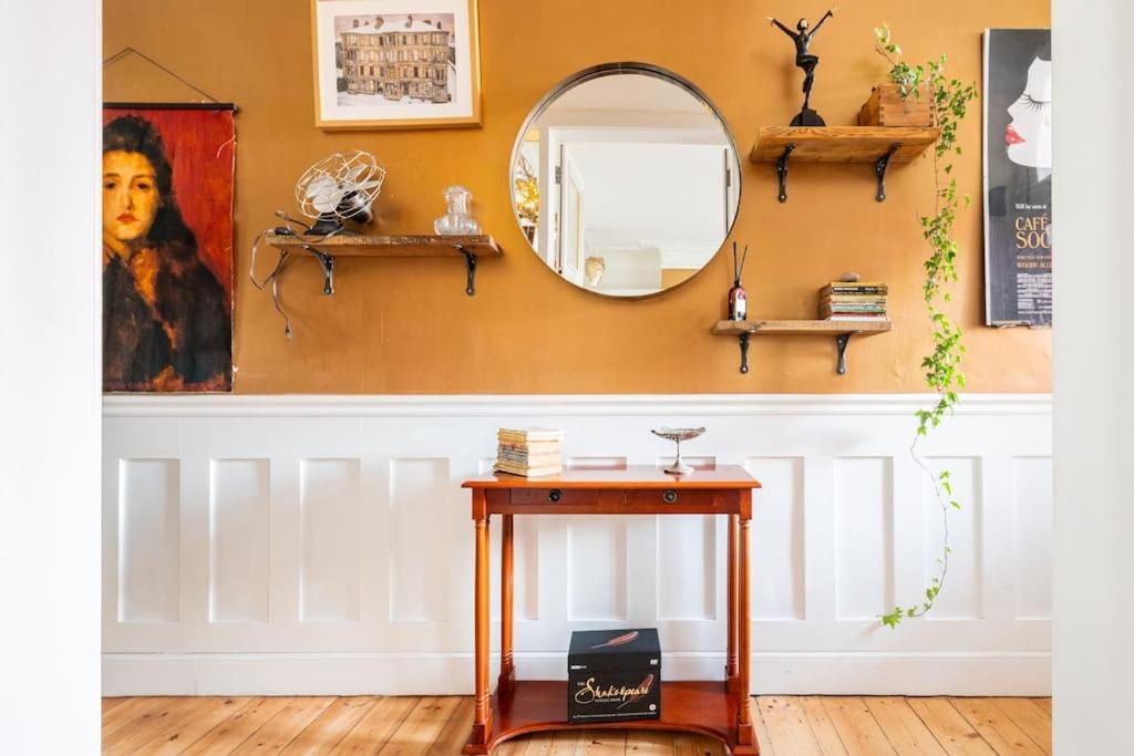 Апартаменты Holyrood Park: Lush & Arty 2 Double Bed Flat Эдинбург Экстерьер фото