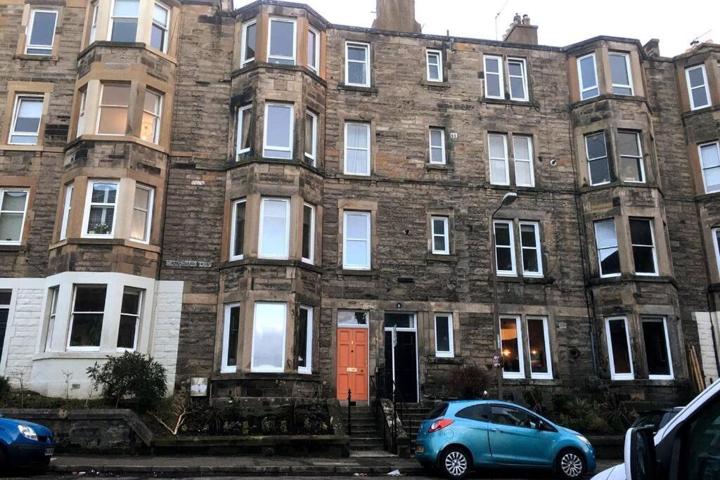 Апартаменты Holyrood Park: Lush & Arty 2 Double Bed Flat Эдинбург Экстерьер фото