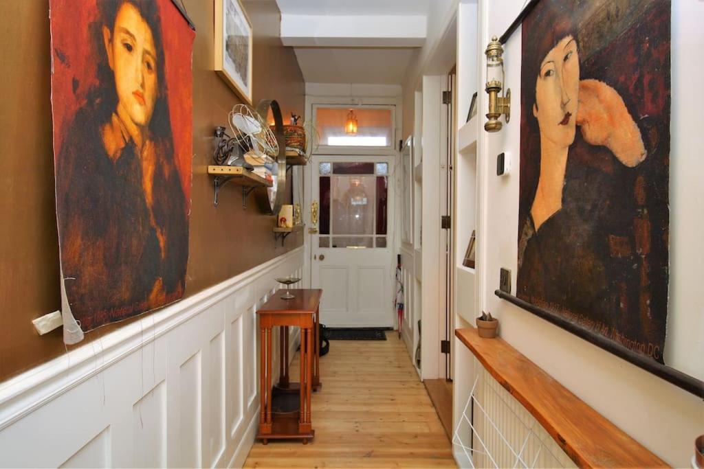 Апартаменты Holyrood Park: Lush & Arty 2 Double Bed Flat Эдинбург Экстерьер фото