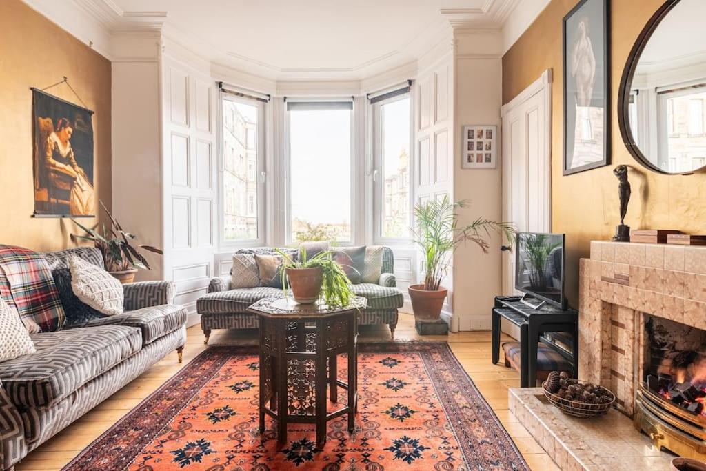 Апартаменты Holyrood Park: Lush & Arty 2 Double Bed Flat Эдинбург Экстерьер фото